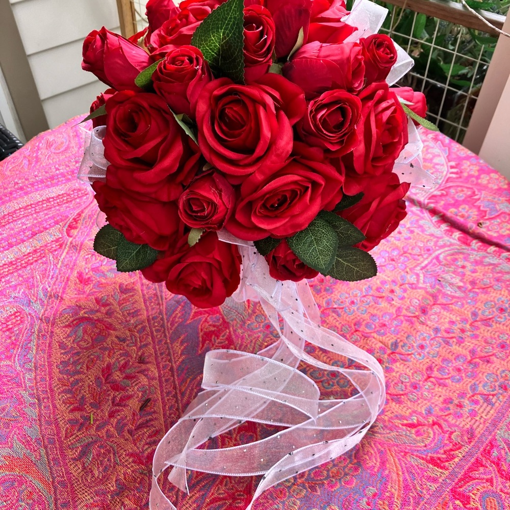 3 DOZEN RED ROSE BOUQUET - Picture 3 of 6
